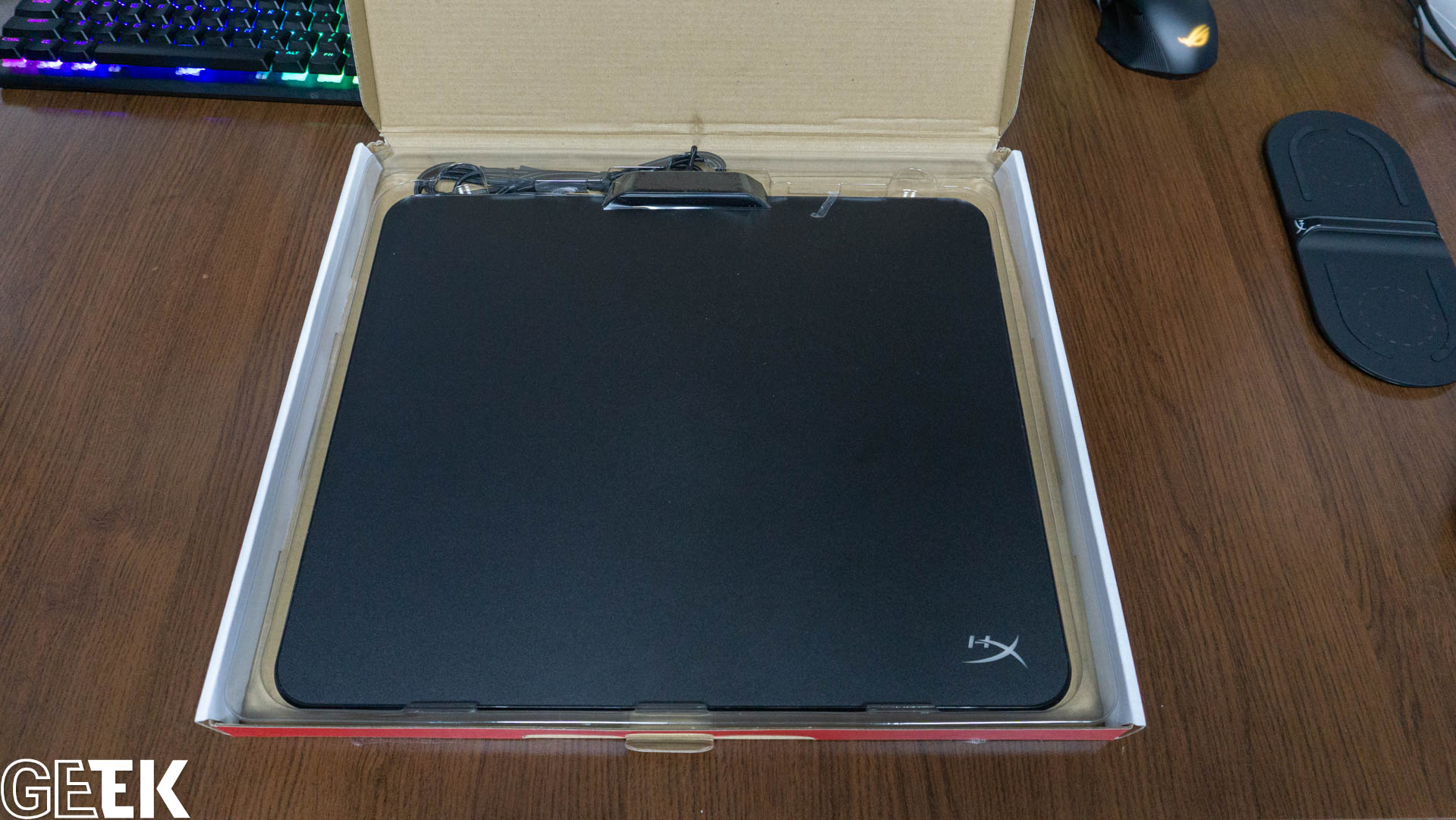 Review Mousepad HyperX Fury Ultra RGB