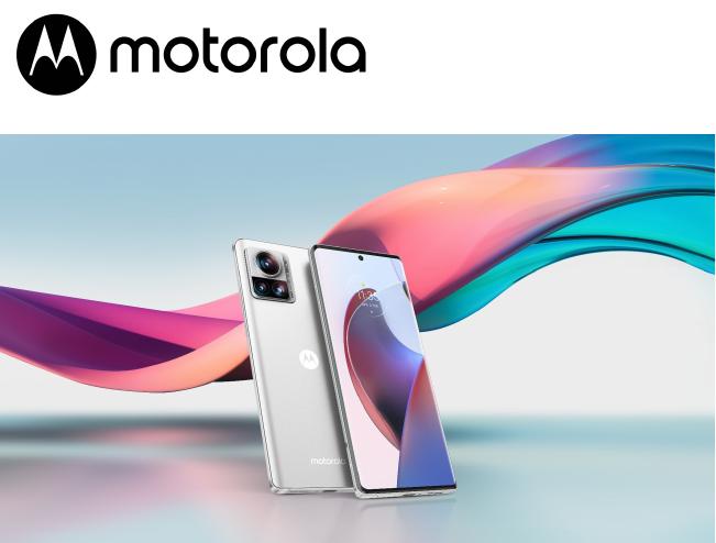 Motorola lanseaza seria de smartphone-uri Edge 30
